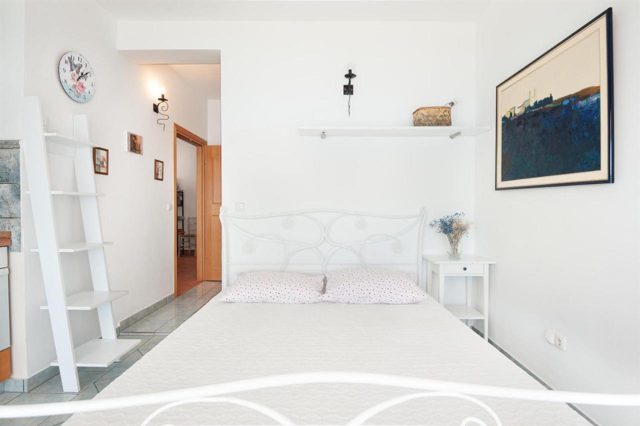 Apartments Gordana ロクヴァ・ロゴズニツァ エクステリア 写真