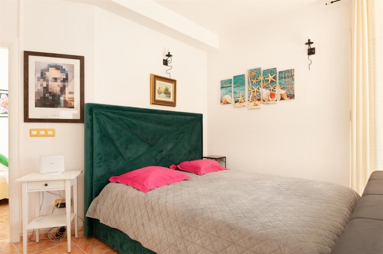 Apartments Gordana ロクヴァ・ロゴズニツァ エクステリア 写真